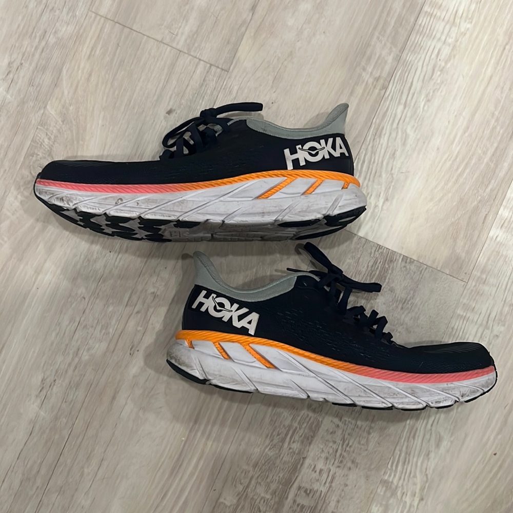 Hoka One One Women’s Clifton 7 Running Shoes